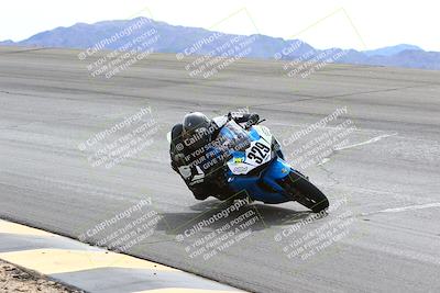 media/Feb-27-2022-CVMA (Sun) [[a3977b6969]]/Race 6 500 Supersport-350 Supersport (Holeshot)/